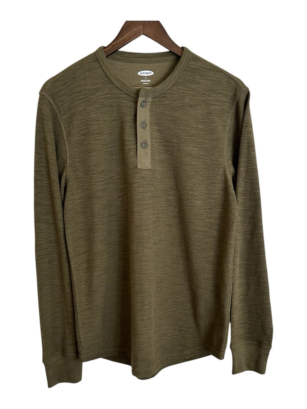 NWT Old Navy long sleeve three button Henley, Jurassic green Men M